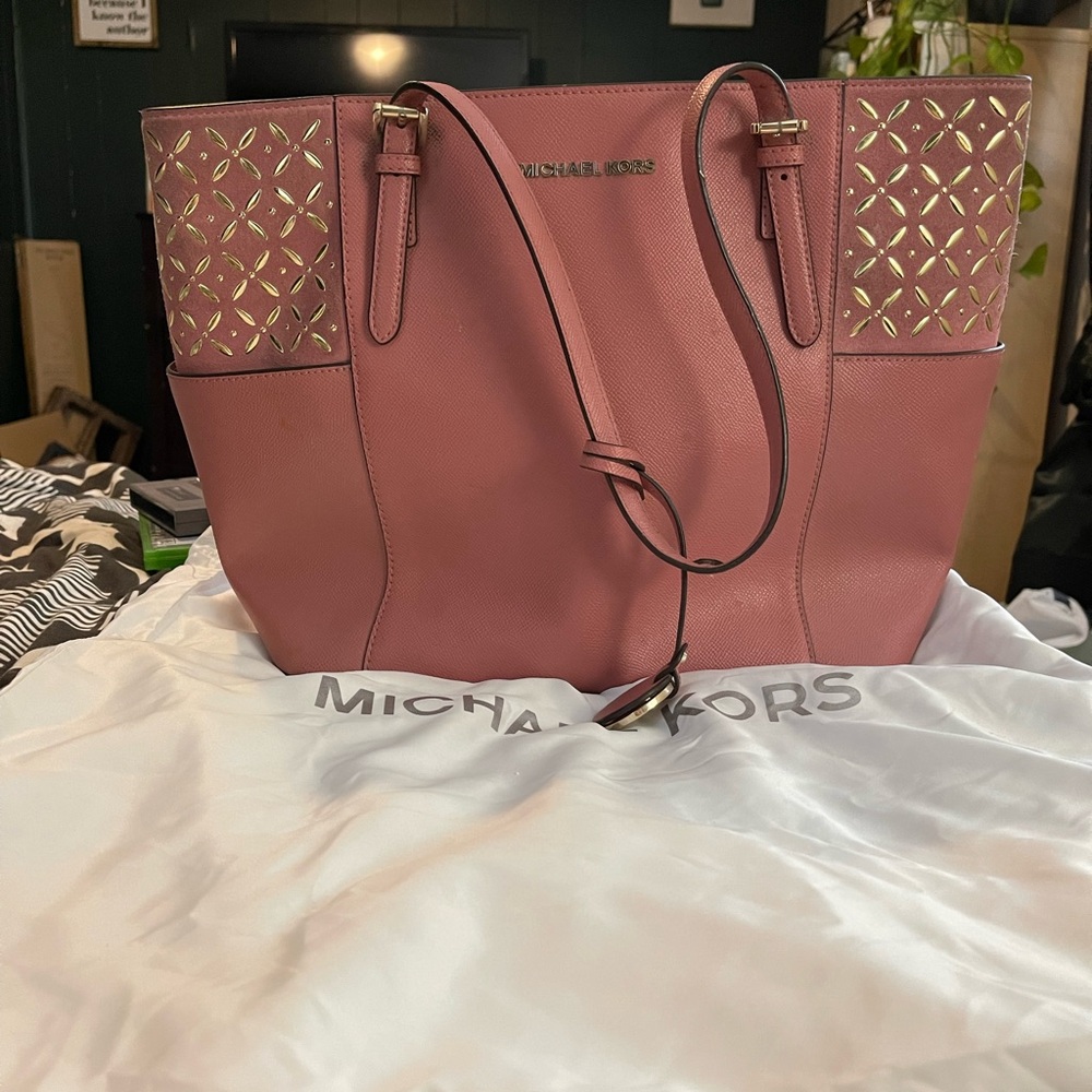 Michael Kors purse